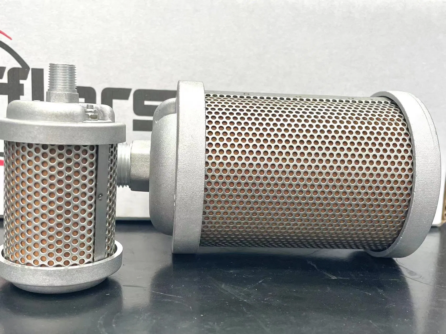 Глушитель пневматический для компрессора и дрели