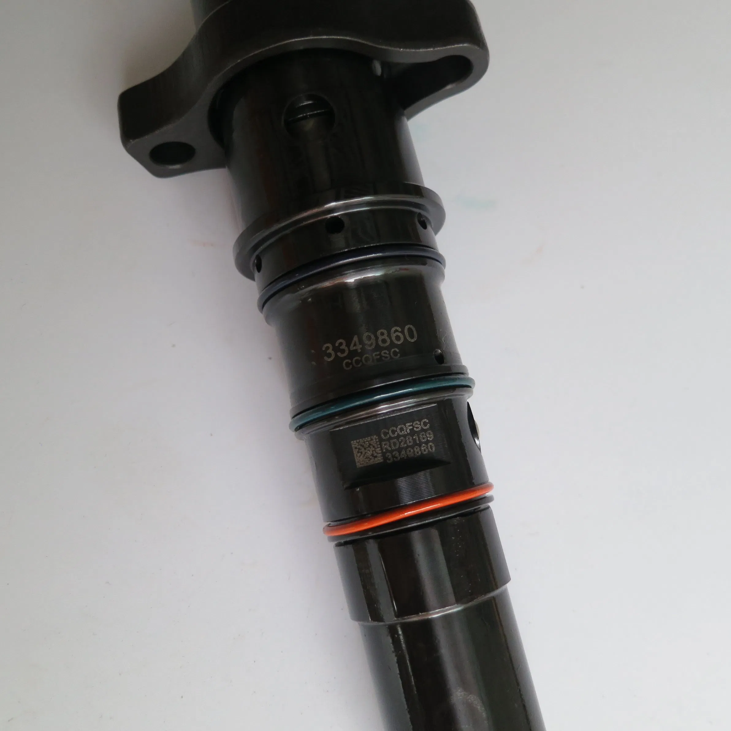 High Quality Engine Parts Fuel Injector 3349860 3095055 3095773 3096538 3609849 3609962 K19 Kta19 Kta38 K50 Kta50 Engine Common Rail Diesel Parts for Cummins