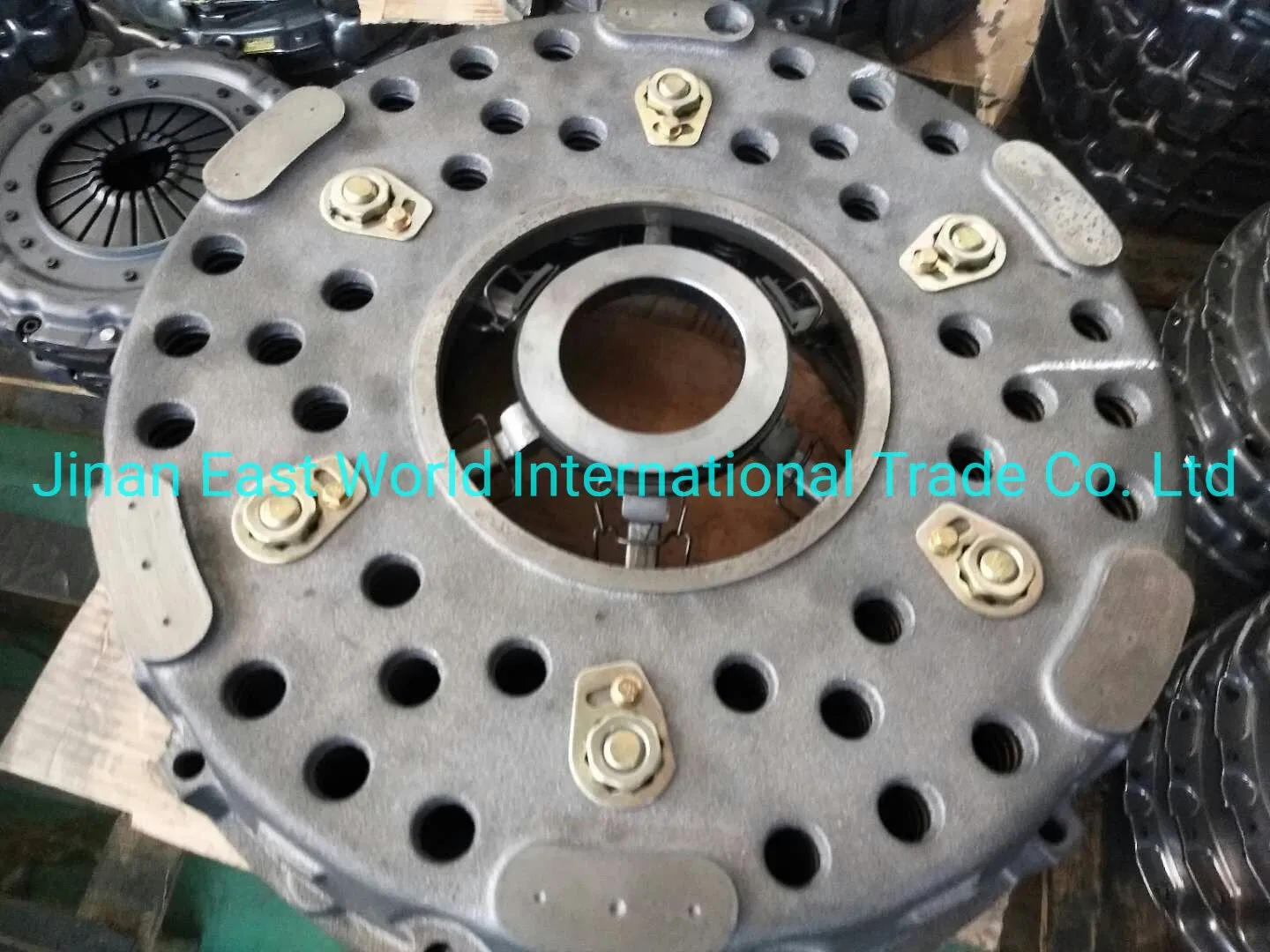 Диск сцепления для грузовиков HOWO, 430*252 мм