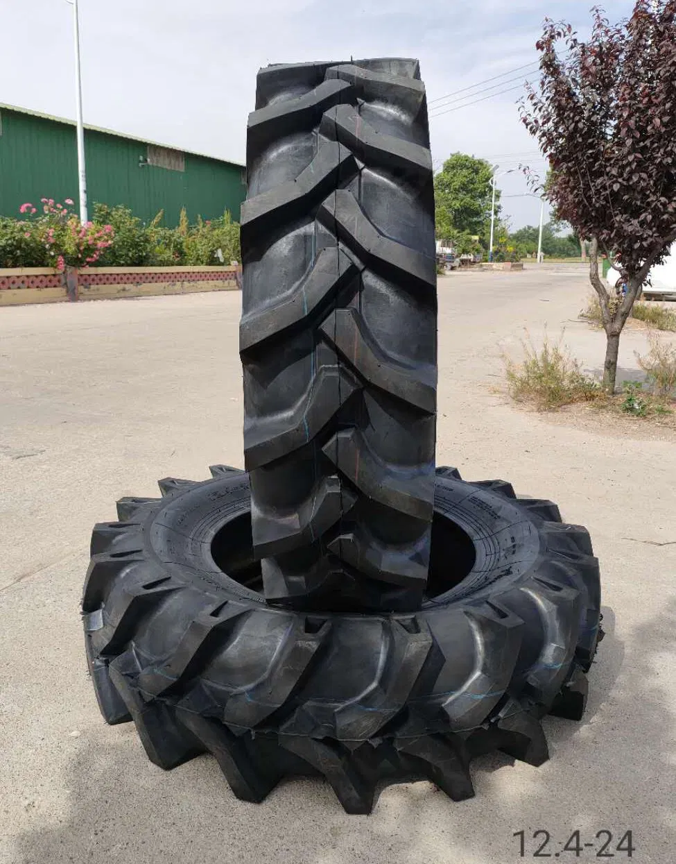 Farm Tyre, Tractor Tyre, Harvester Tyre, Agricultural Tyres with 11.2-24, 12.4-24, 14.9 -26, 11.2-28, 12.4-28, 14.9-30, 14.9-38, 16.9-28, 16.9-30, 18.4-30