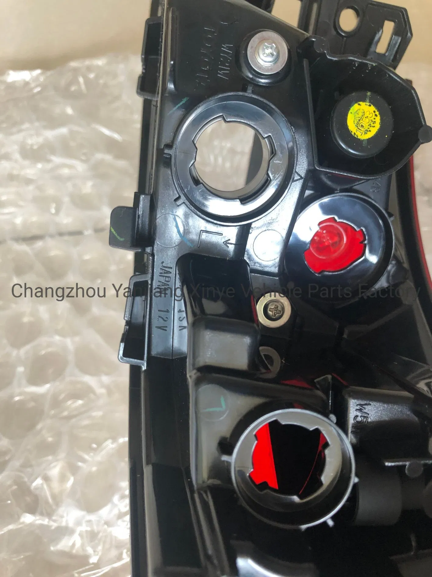 Wholesale Auto Body Part LED Bulb Auto Accessories LED Car Light for Toyota Corolla 2020 USA Se/Xse Tail Light