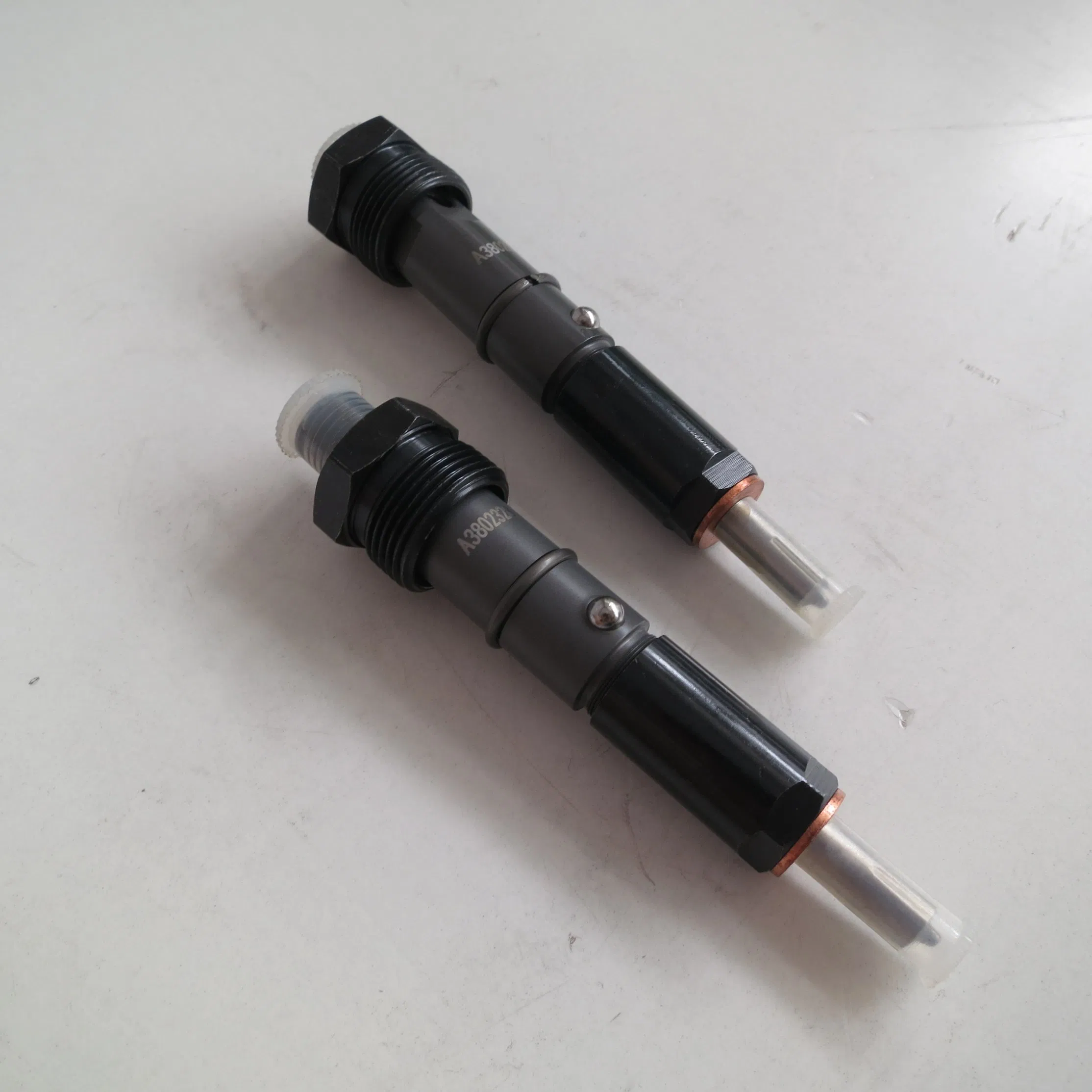 Топливная форсунка Cummins 3802328