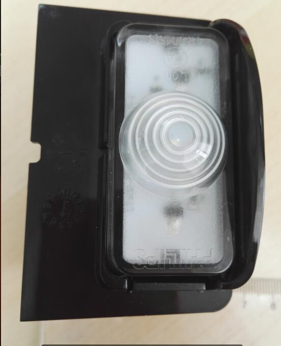 Фонарь подсветки номера LT-402 (E4, 24V)