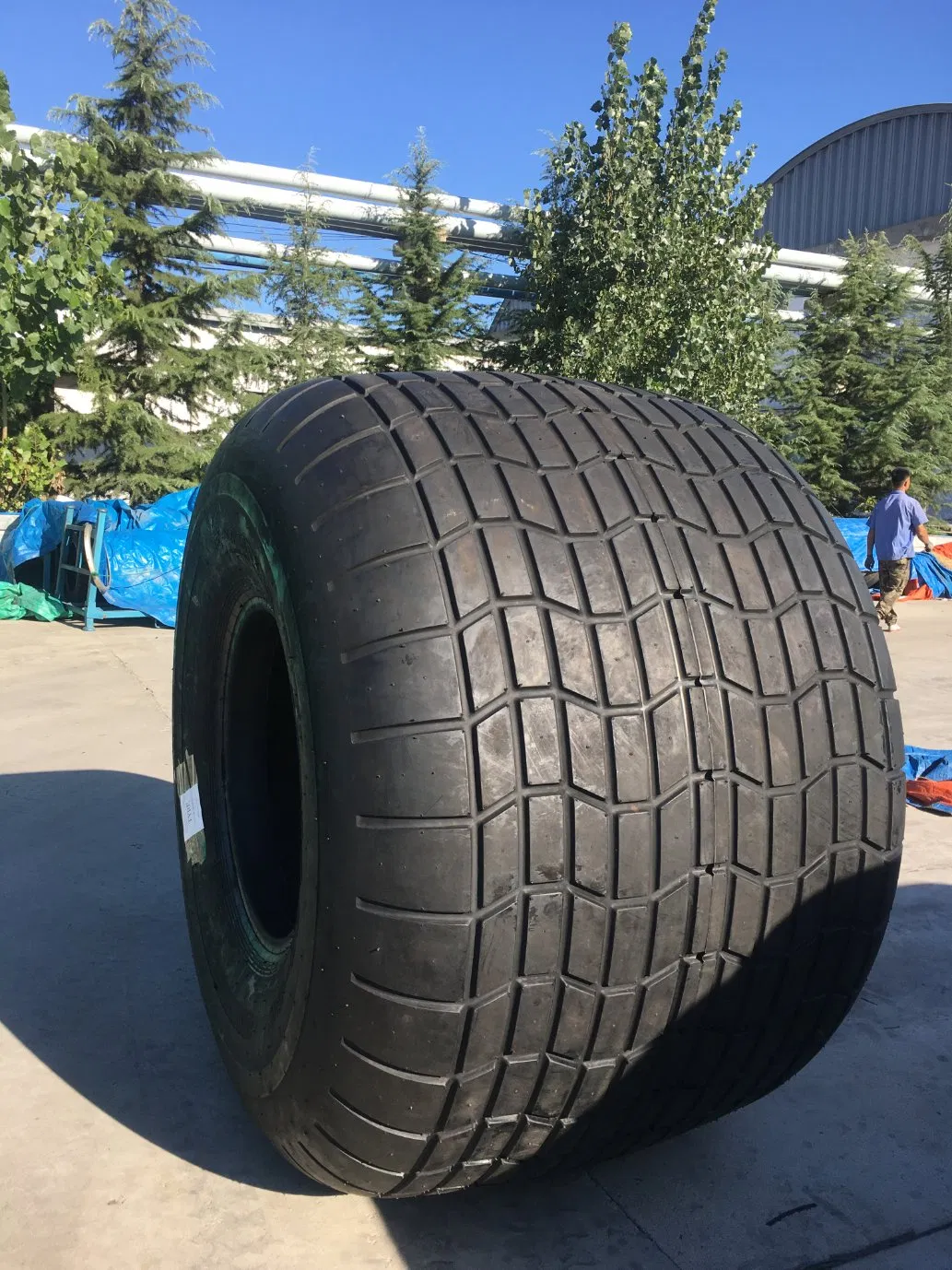 Sand Tyre Tl Tyre Sand Tyre F3 900-16 900-17 Sand Tires E-7 Tyre 66X44.00-25