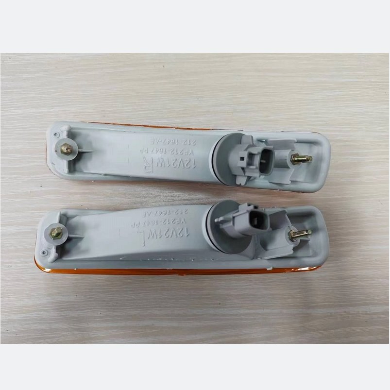 Поворотник для Toyota Corolla AE92 EE90 (1988-1991)