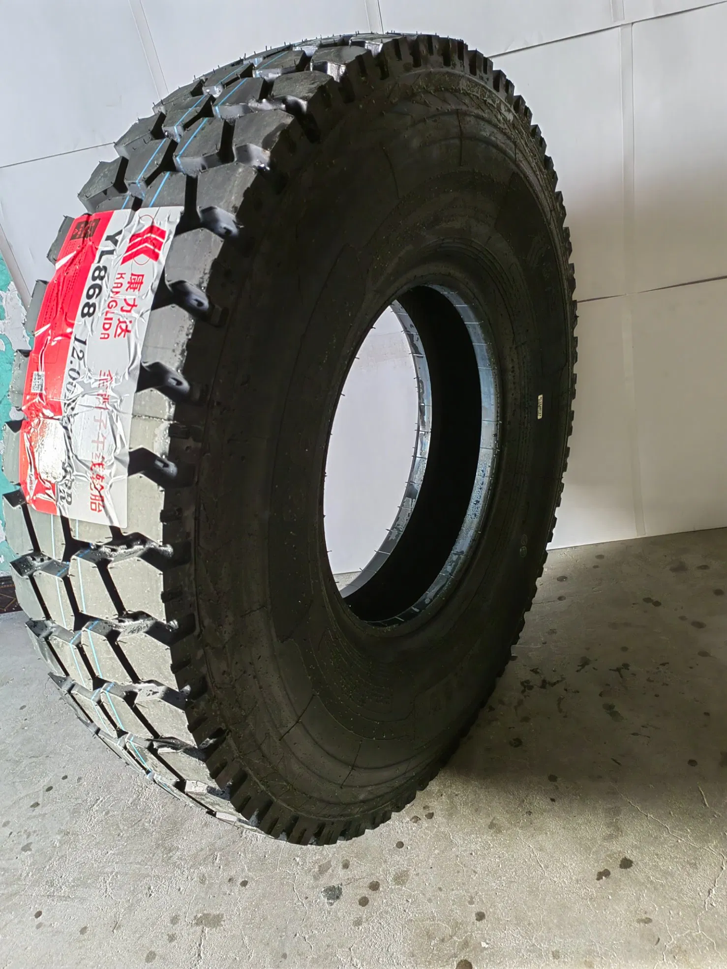 Грузовые шины 12.00R20 22PR TBR Premium