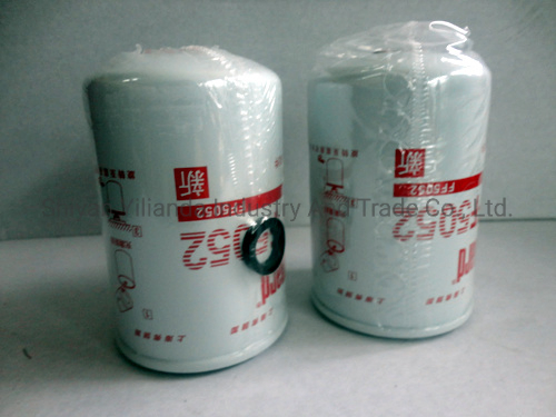 Diesel Engine Truck Fuel Water Separator Fuel Filter for Fleetguard Fs1212 Fs5052 Fs1280