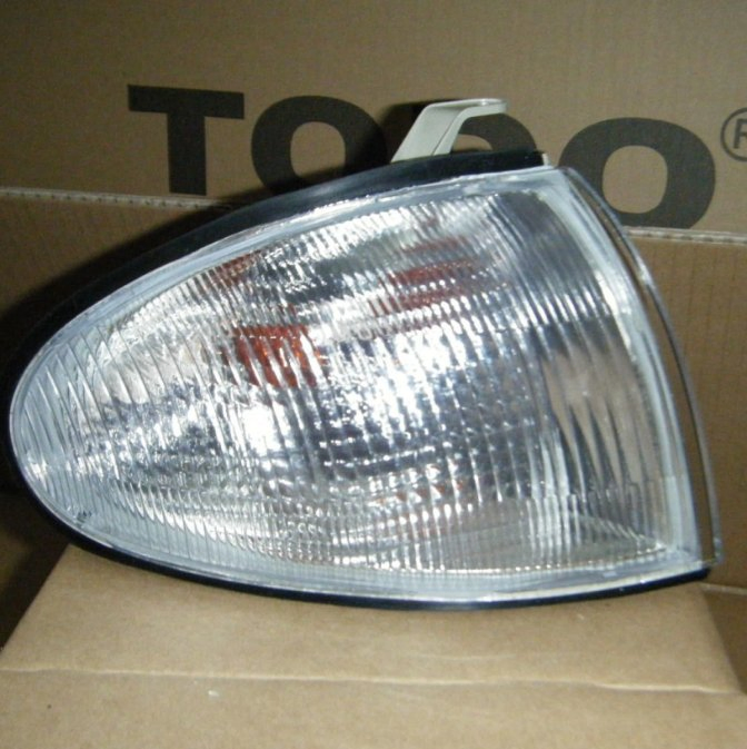 Угловая фара Hyundai Accent 1995-1997 3дв.