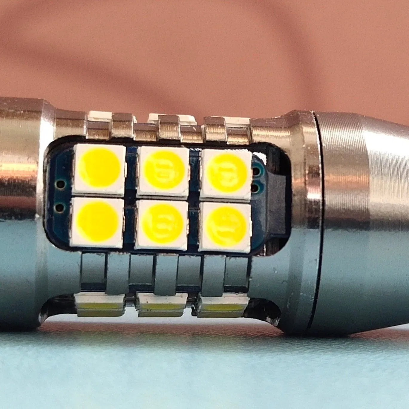 Светодиодная лампа T10 5W/6W для авто