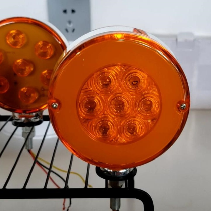 Двухсторонние светодиодные габаритные огни для эвакуатора