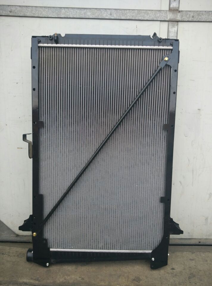 Радиатор охлаждения для Volvo FH13 65479