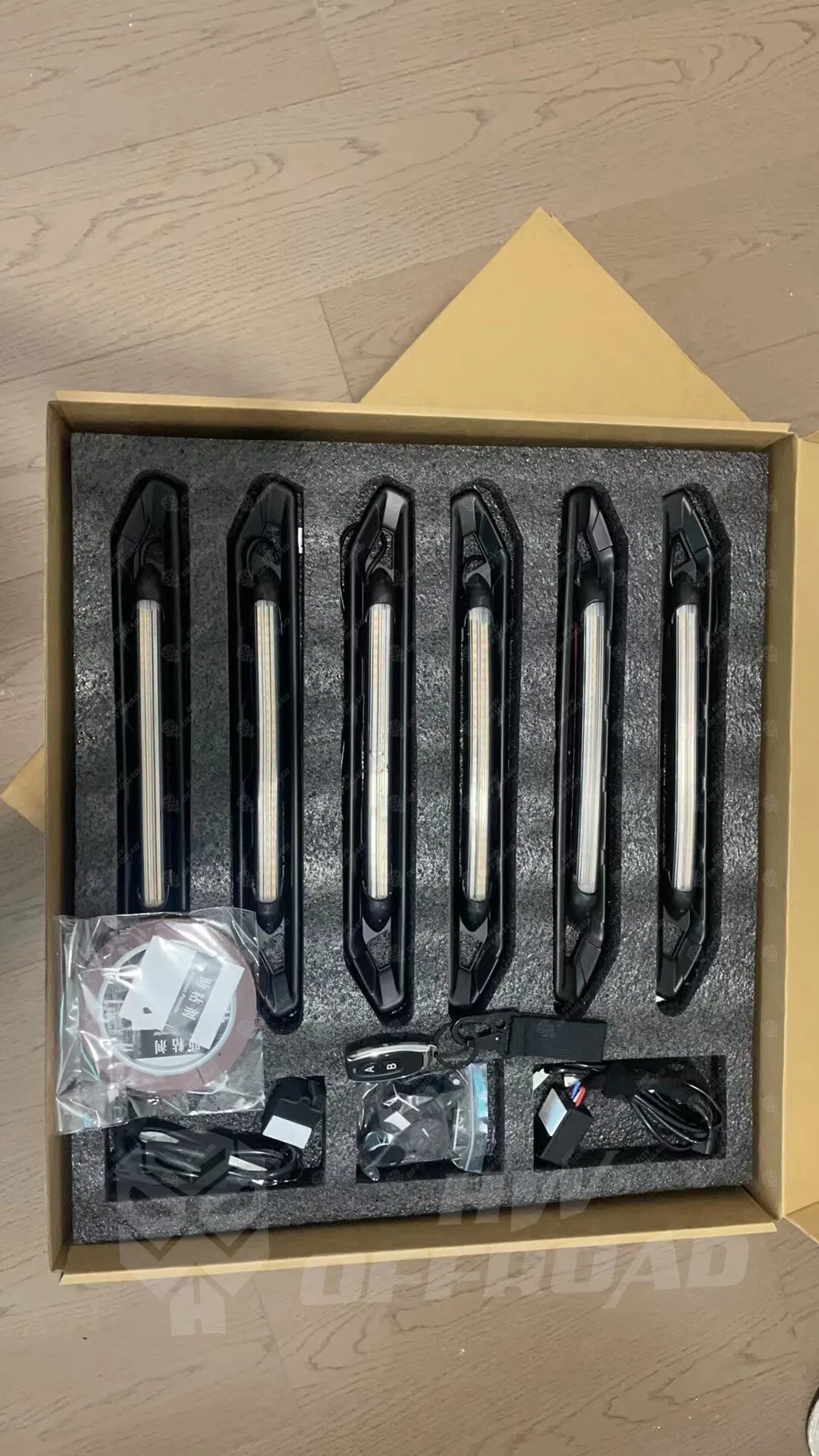 Декоративная планка с LED-подсветкой для багажника Chery Jetour Traveler T2