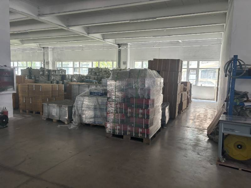 Поворотник Sinotruk DZ97189721330/40 для грузовиков