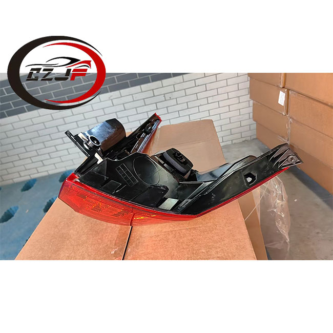 Задний левый фонарь для Volvo XC60 2018-2024