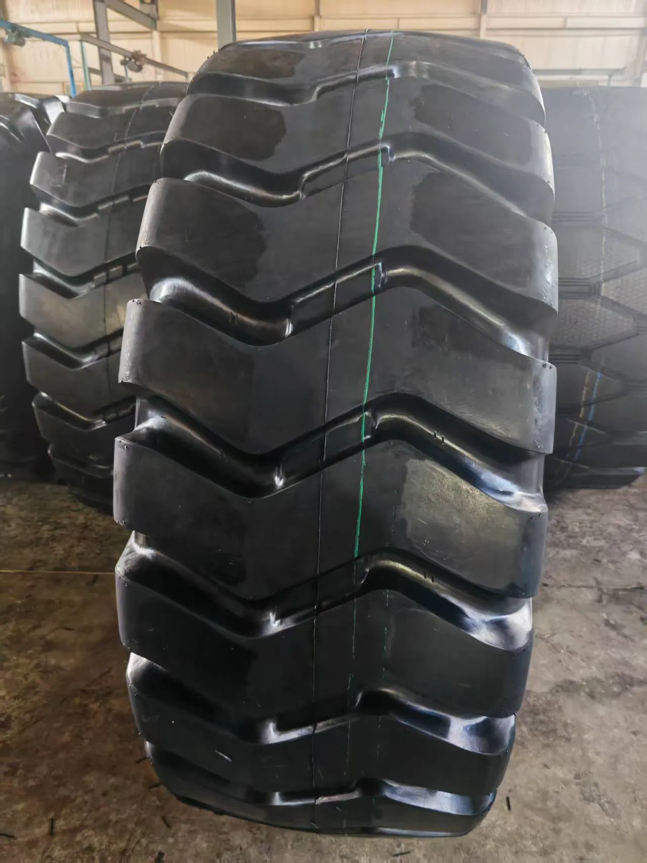 Radial Loader Bias Offroad Truck Industrial Wholesale Nylon Heavy-Duty OTR Tire 16/70r20