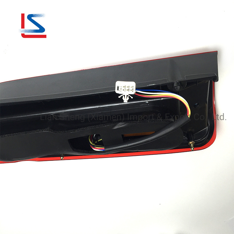 Wholesale Auto Lamp for Toyota Hiace Quantum 2004-2018 212-19K2 X LED Taillight R 81550-26200 L 81560-26200 LED Lights