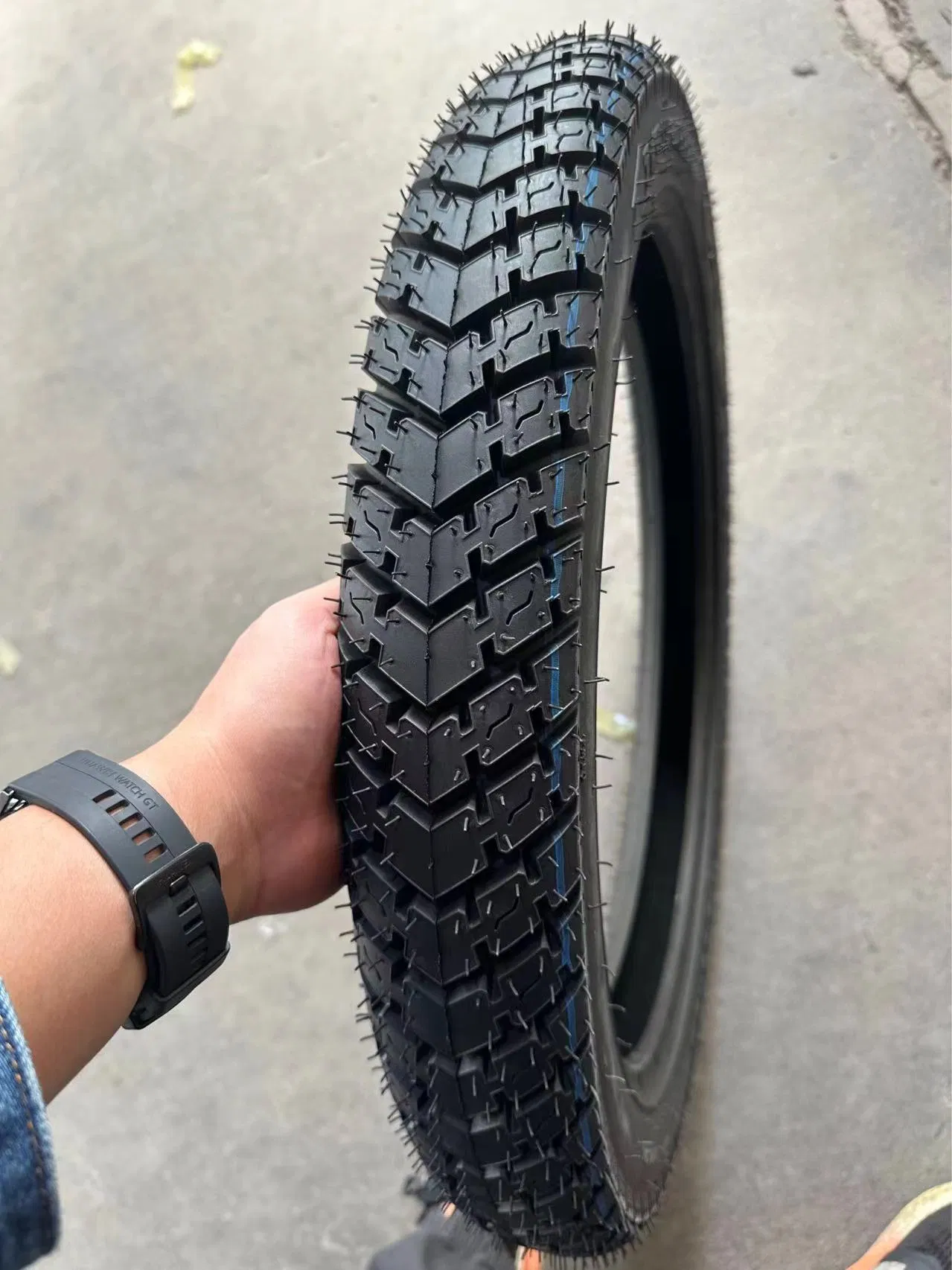 120/80-17 110/80-17 100/80-17 120/70-12 90/90-17 90/90-18 Motorcycle Tire Rubber Tire Fabricado En China Scooter Tire off Road Tire Tubeless Tyre