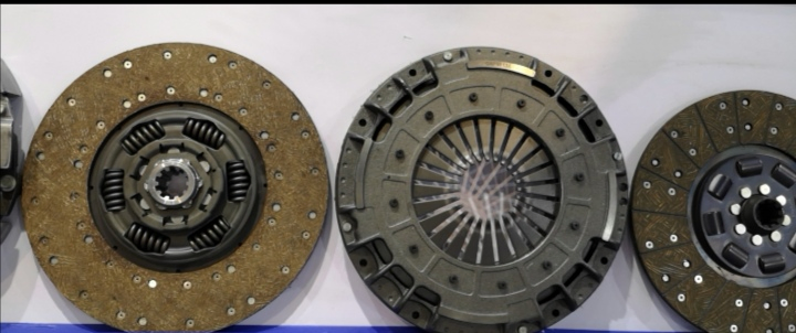 Shelf Auto Part Truck Clutch Cover Assembly for European Vehicles