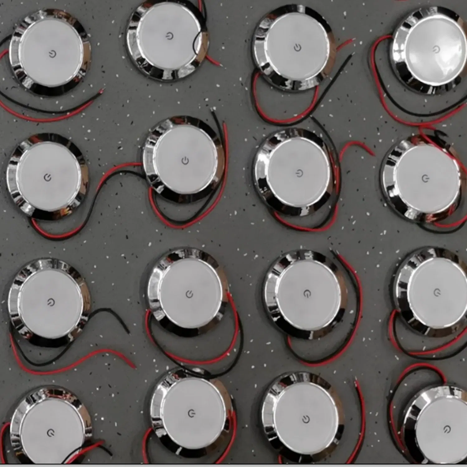 Светодиодный потолочный светильник для автодома с сенсорным управлением