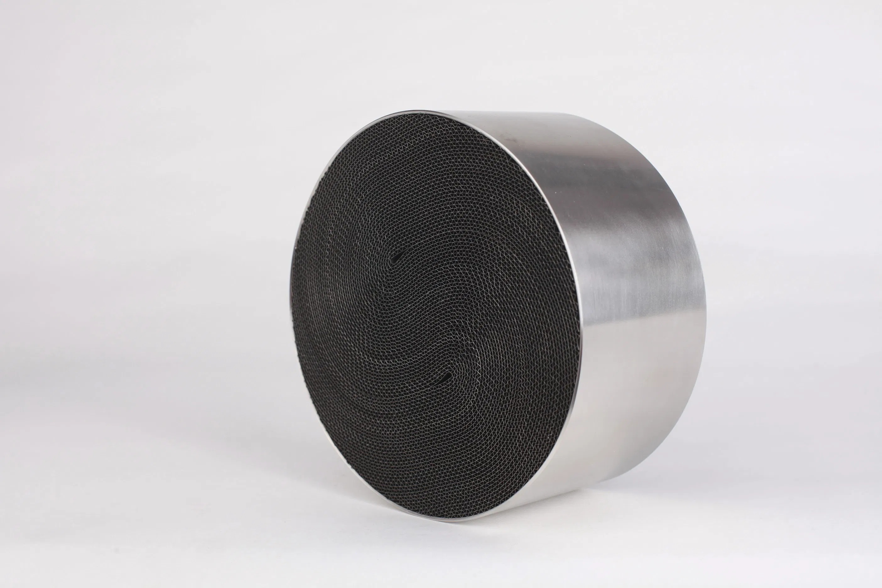 Металлический катализатор для выхлопных систем