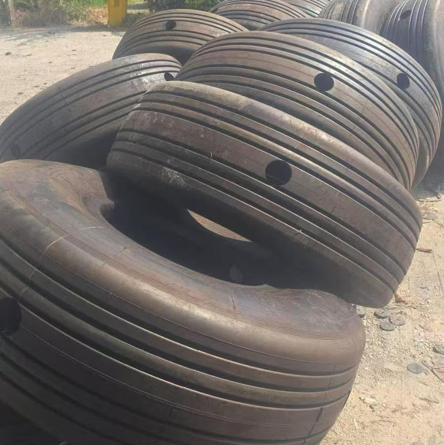 Бу шина самолётная для судовых кранцев