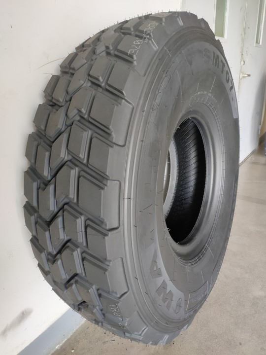 Forest Tyre 710/45-26.5-14pr