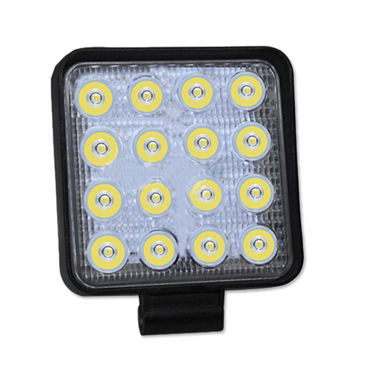 Светодиодный рабочий фонарь 27Вт 12В/24В для авто