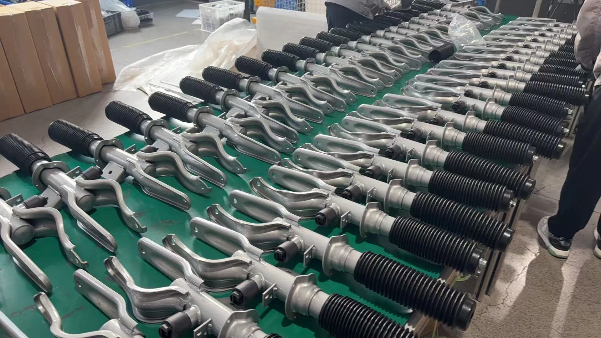 High-Performance Air Shock Absorber System for Tesla Model 3/Y