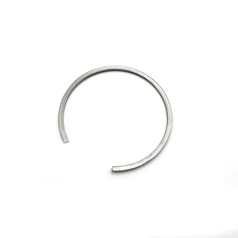 Поршневое стопорное кольцо из плоской стальной проволоки