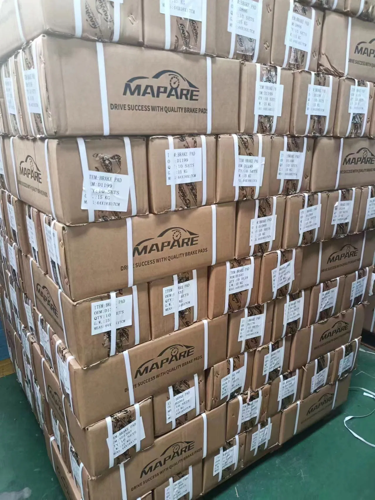 Car Parts Wholesale Naqin Factory Auto Parts Brake Pad for Toyota Hilux Hiace Landcruiser Hyundai Nissan Suzuki Mitsubishi Canter Fuso Mercedes Sprinter