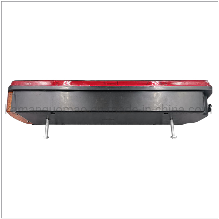 Wg9719810002 Original Sinotruk HOWO Sitrak Truck Spare Parts Right Rear Combination Lamp