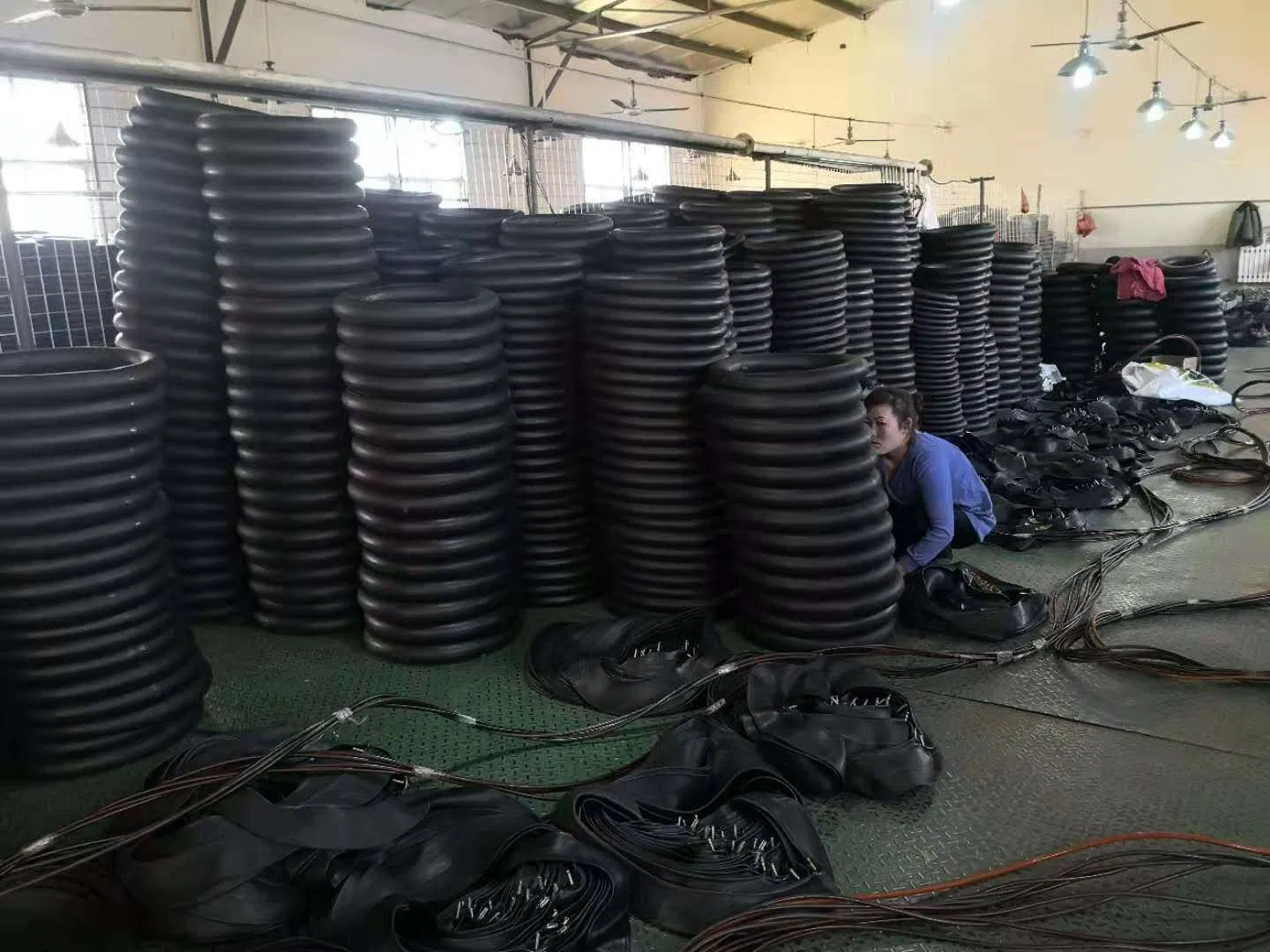 Камера мотоциклетная 4.00-12