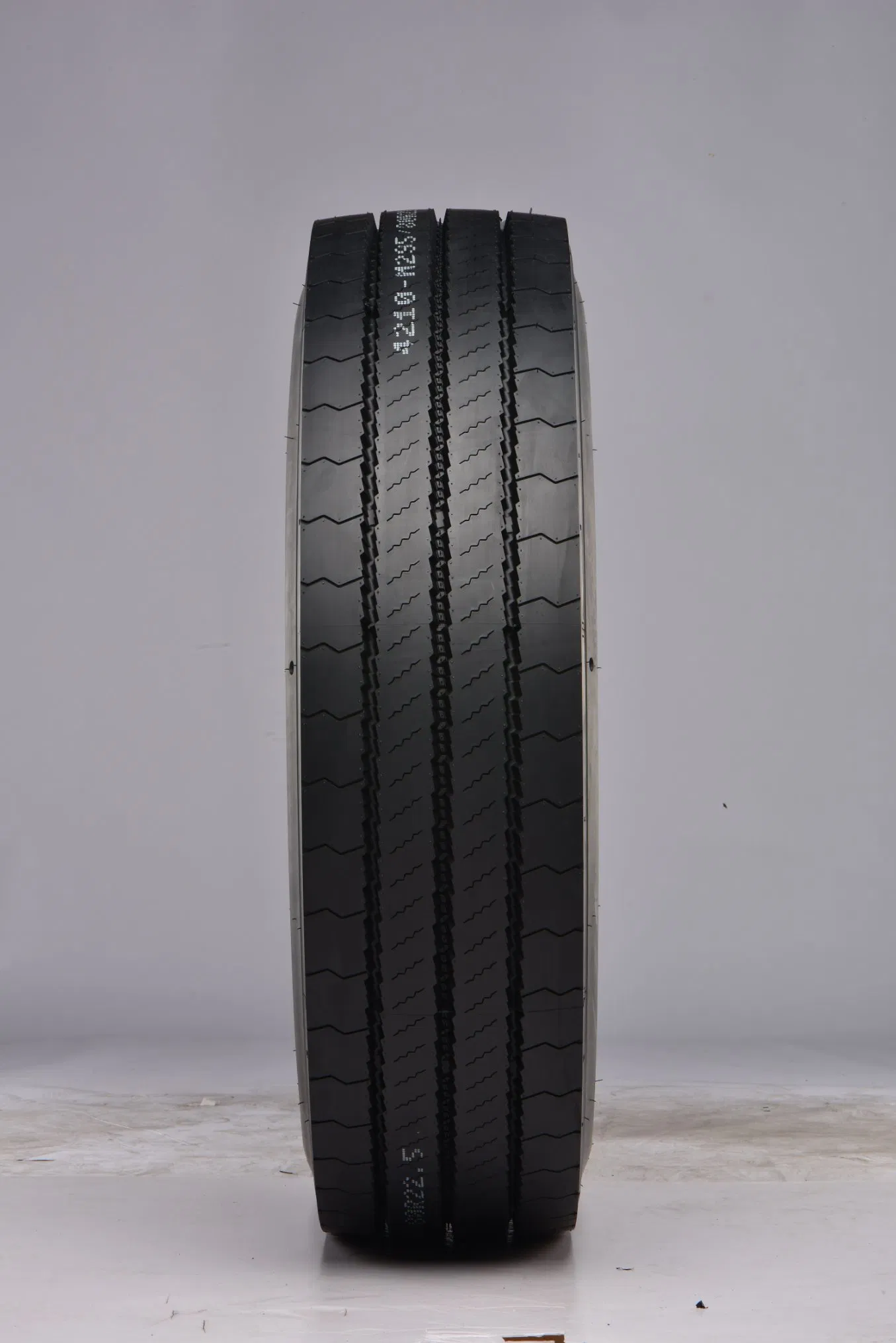 275/70R22.5 A503 Joyall Factory Truck Tire for Bus Steer Trailer Position TBR