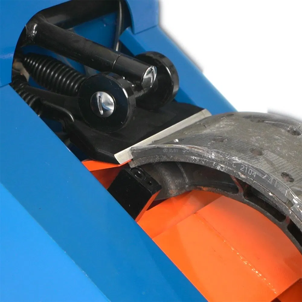 Пневматический съемник тормозных колодок QZ-220