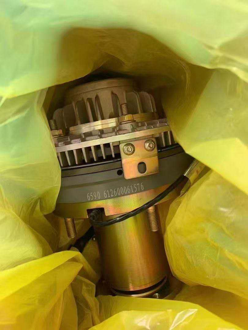 Electromagnetic Fan Clutch for Business Bus of 612600061576