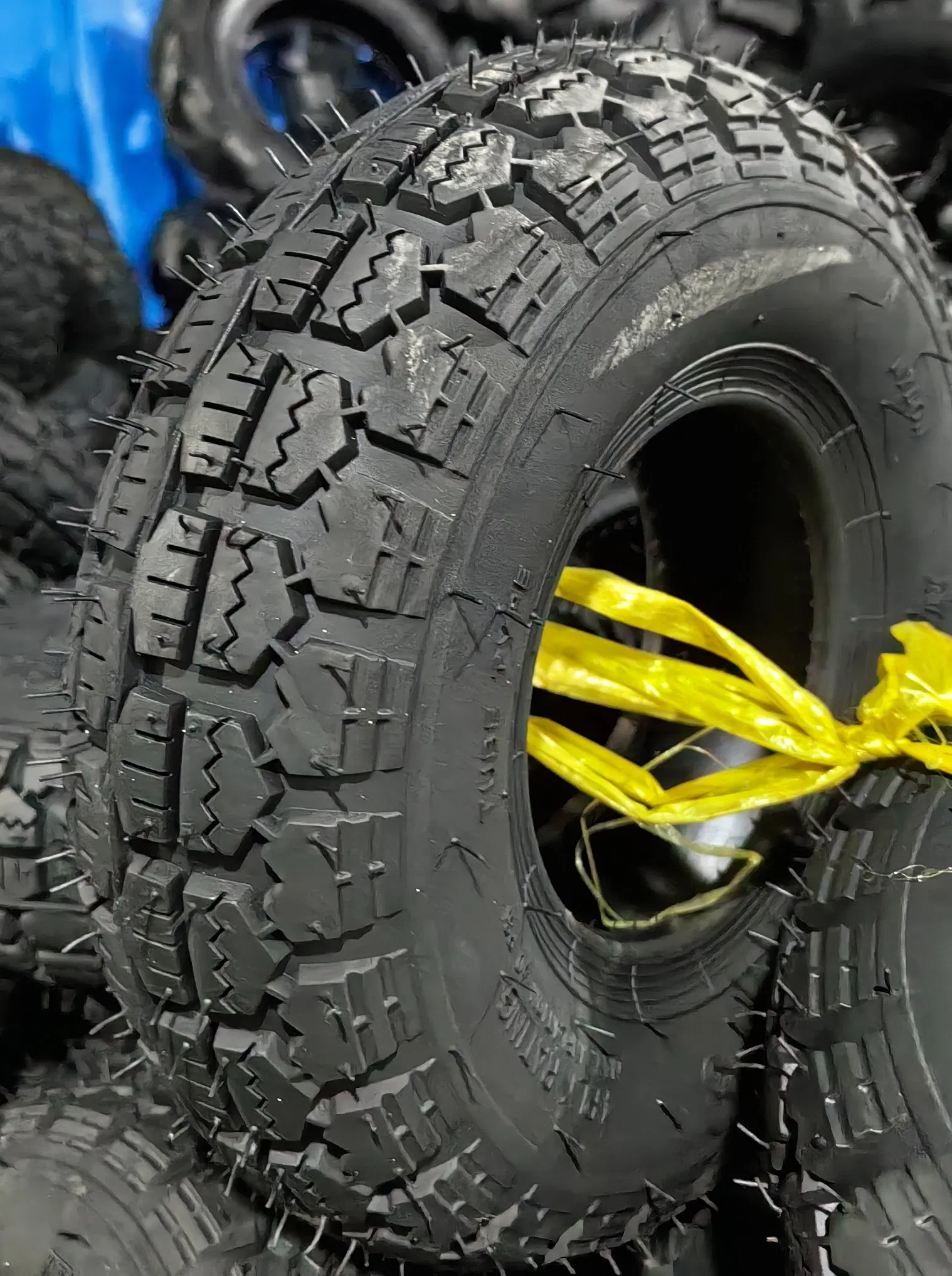 Колесо 3.50/4.10 для садовой тачки