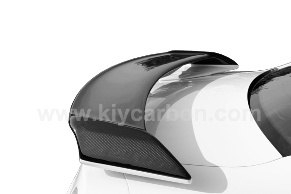 Customized Auto Spare Part Car Part Carbon Fiber Car Spoiler