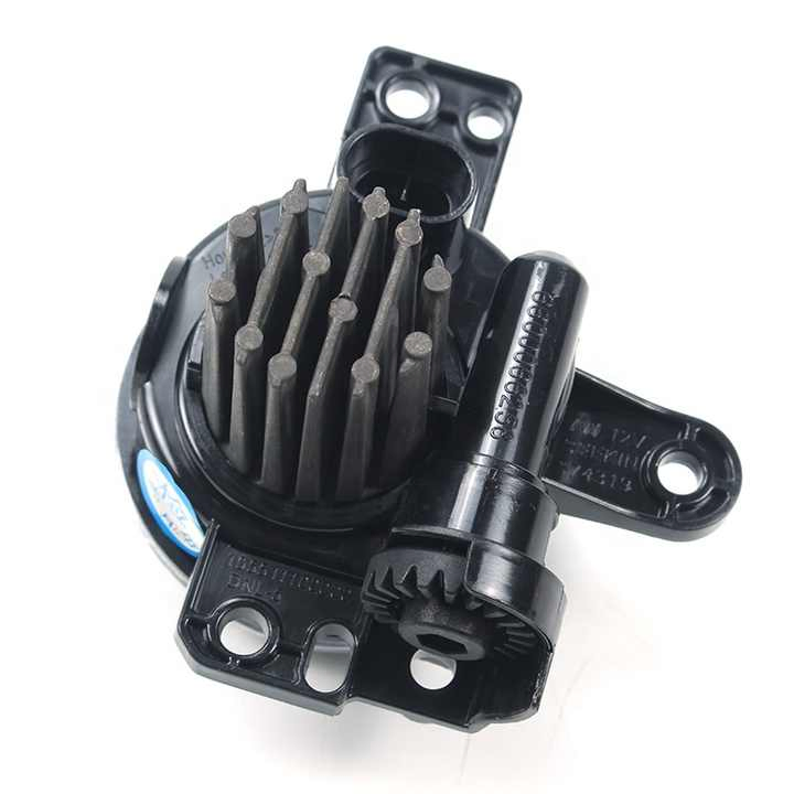 Противотуманная фара левая передняя Geely Dnl-5A 6600066258