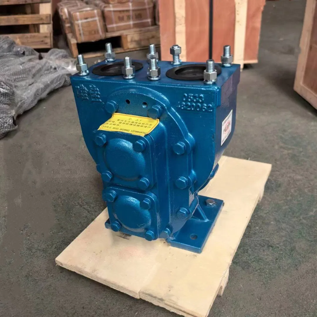 Sino Truck HOWO Truck Parts Engine Accessories 76ycb-40 Arc Gear Oil Pump W2406125