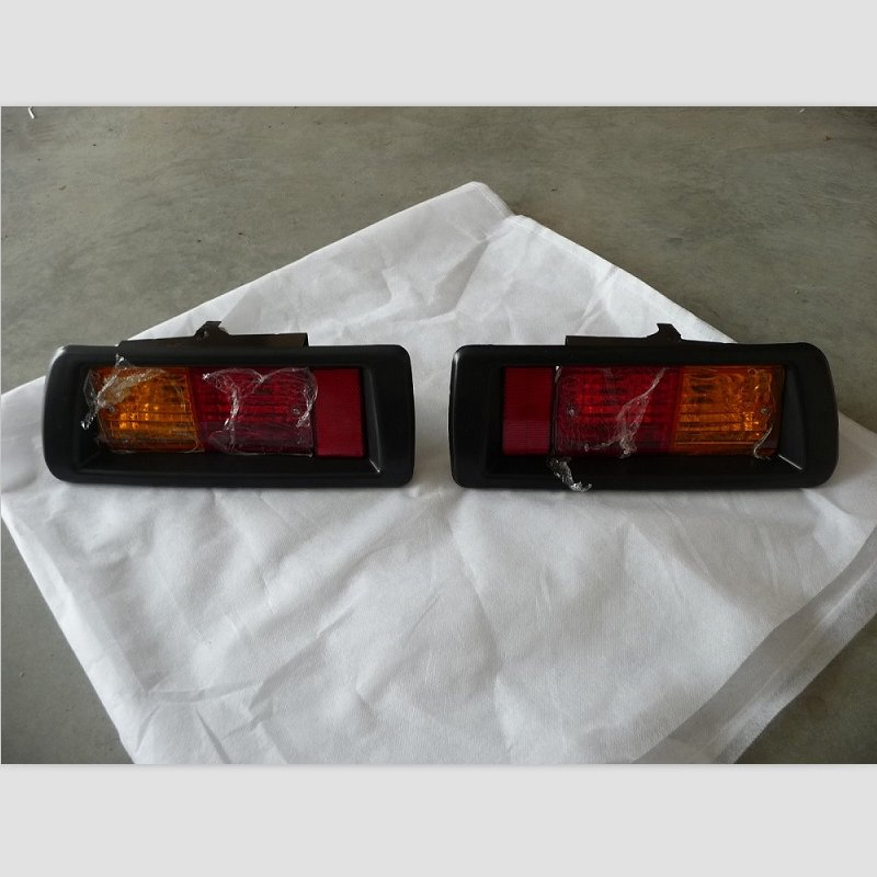 Фонарь заднего бампера Toyota Prado LC90