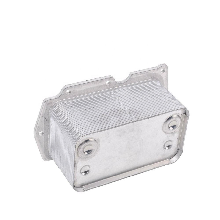 Масляный радиатор двигателя Navistar 1842530C93