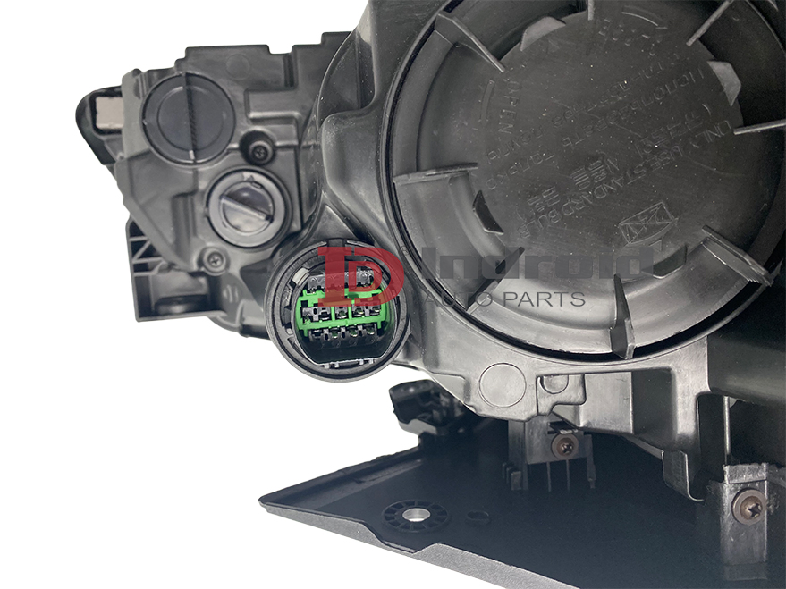 Фара головного света желтая для KIA Optima K5 2016