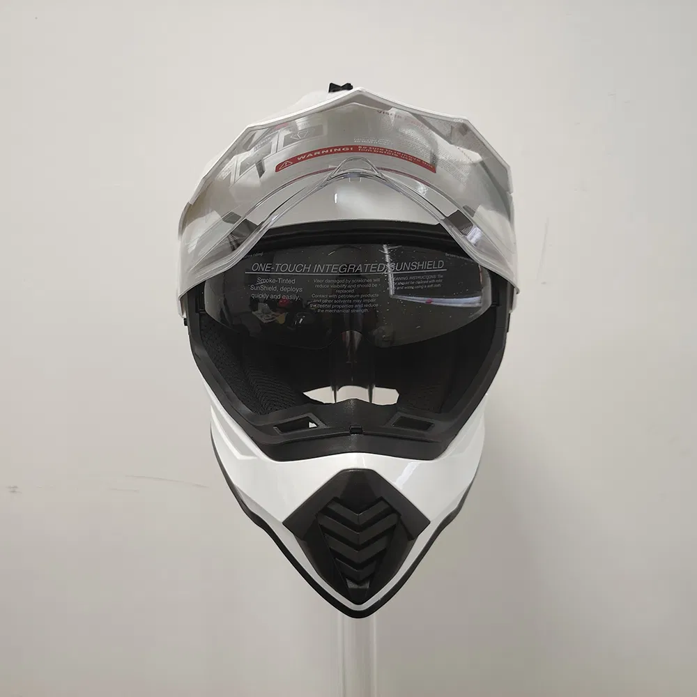 Мотошлем кроссовый с двойным козырьком