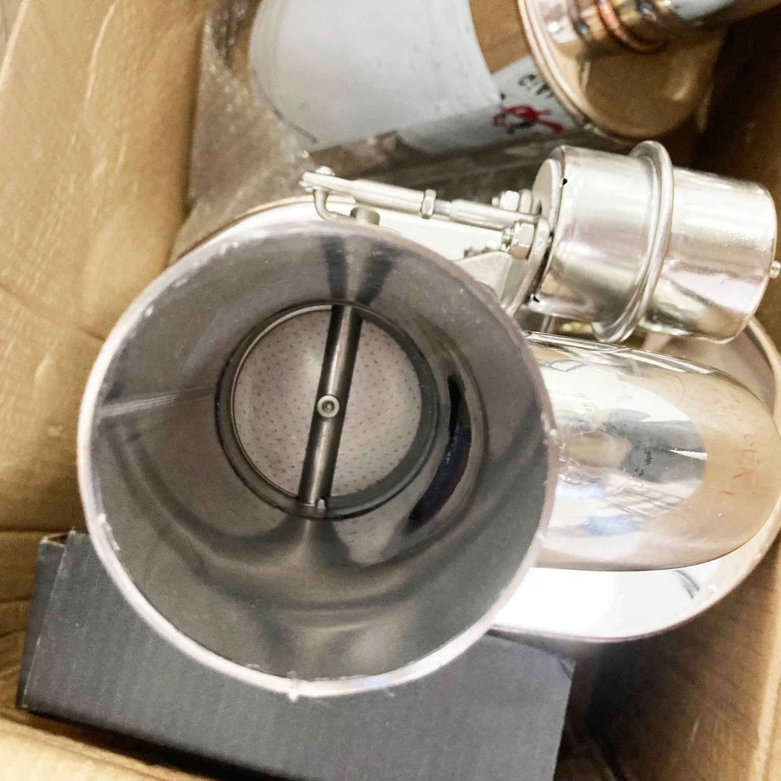 Барабан выхлопного клапана для улучшения звука