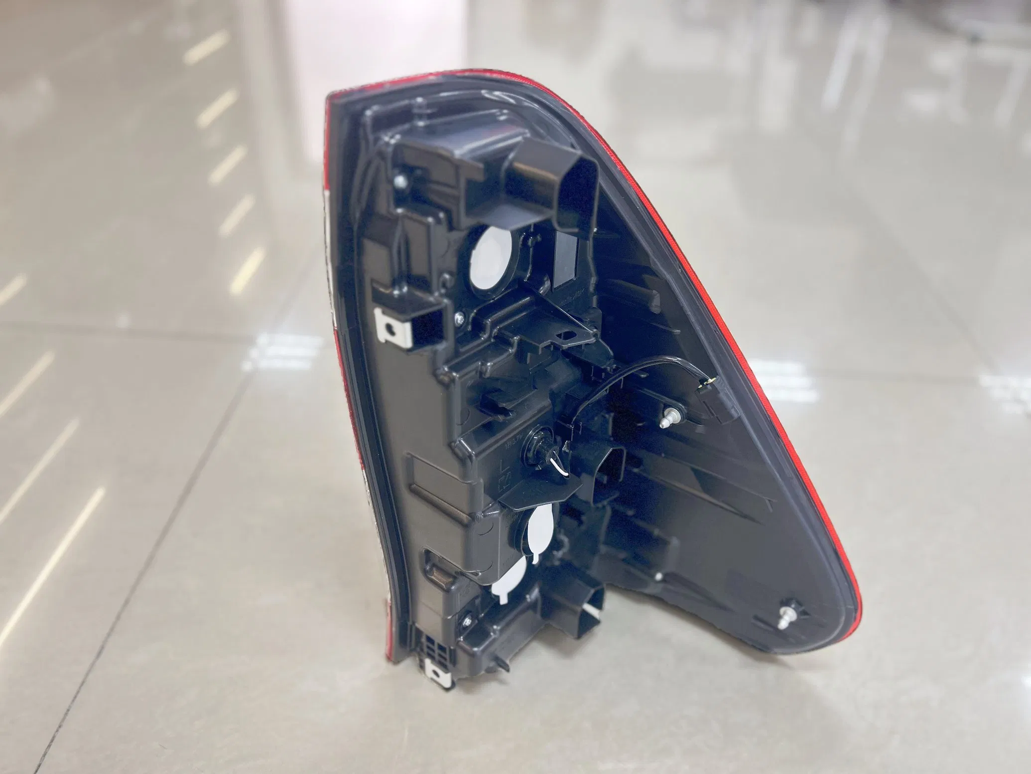 Wholesale Auto Parts Car Lights Rear Light Tail Lamp for 2020- Toyota Hilux Revo/Rocco Tail Light