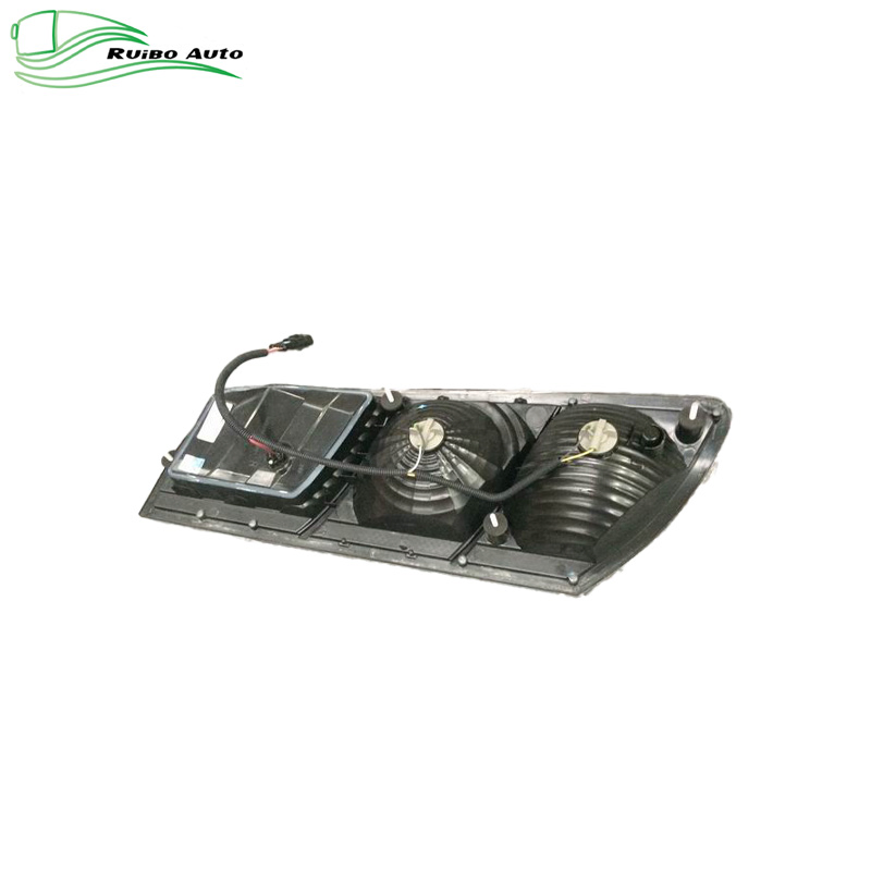 High Quality Bus Spare Parts Wgh486 Combination Rear Light 3715-00169/3715-00170 for Yutong Higer Jinlv Bus