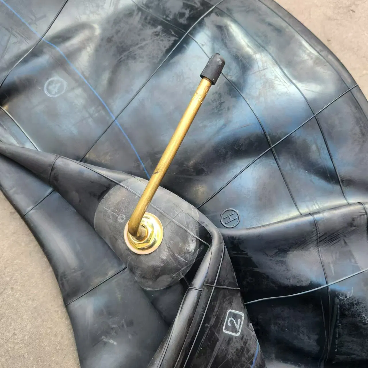 1200r24 1300r24 1400r24 Tractor Inner Tube for Trcuk Bus