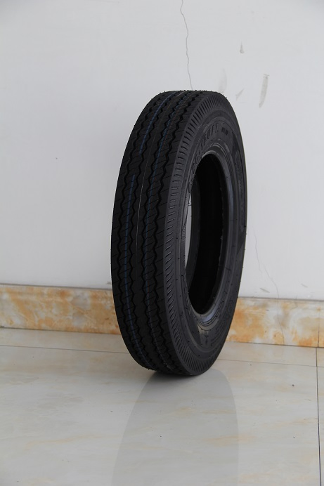 Грузовая шина 4.50-12 для легких грузовиков