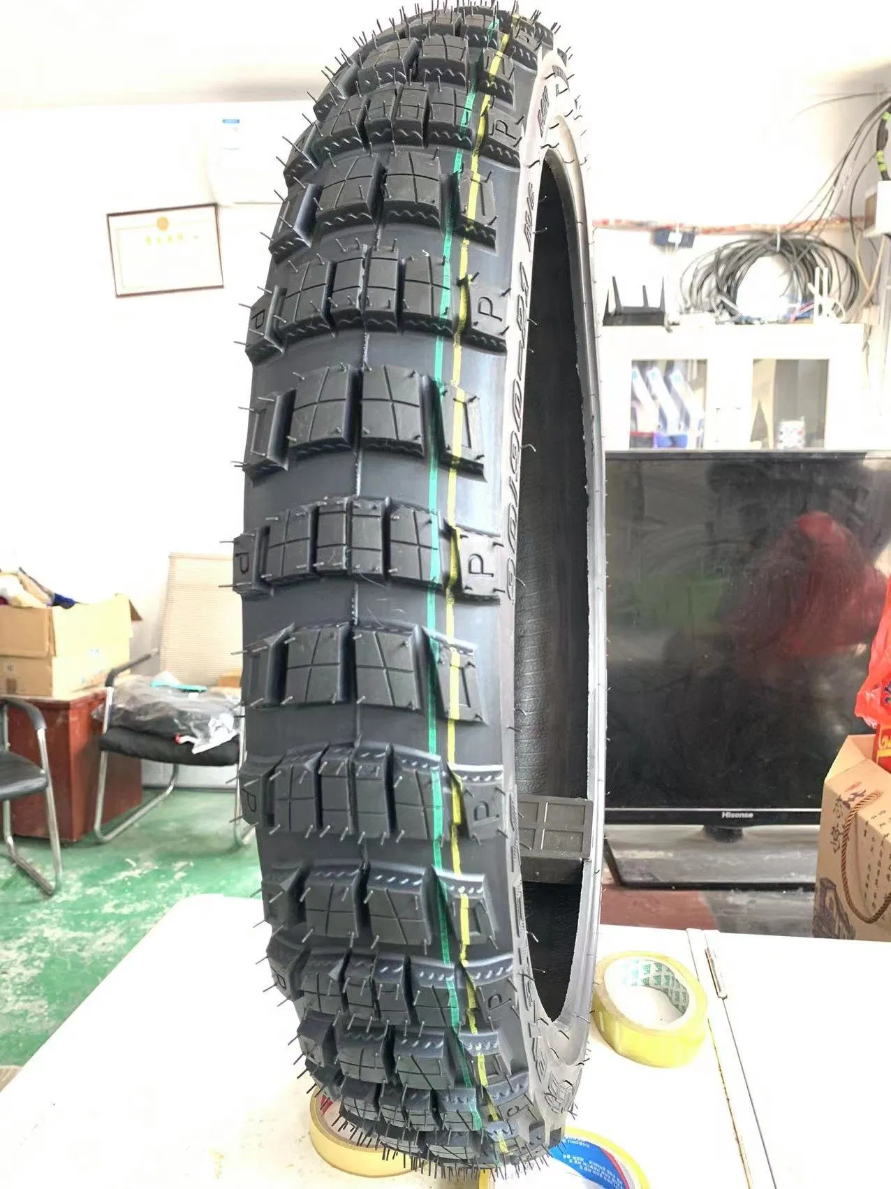 Мотошина SYM Symphony 110/70-16 бескамерная