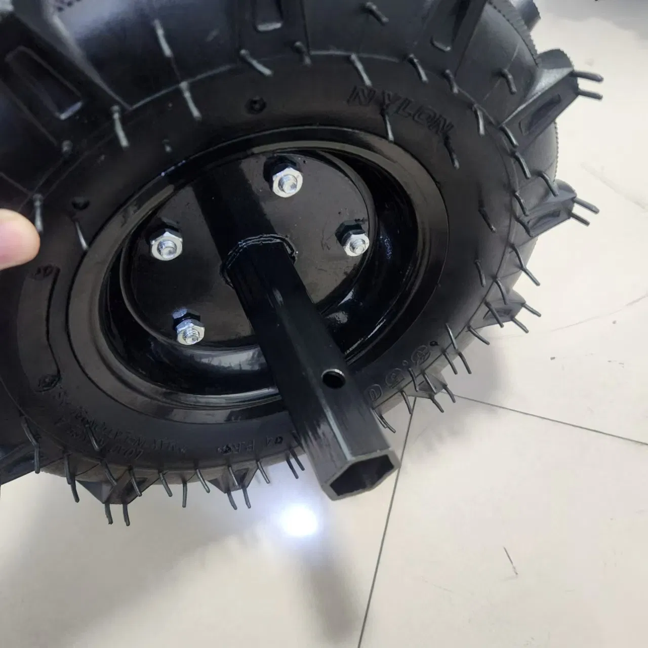 3.50-6 Lug Tread Rubber Tyre and Wheel